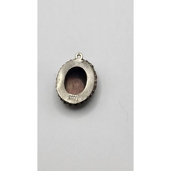 True Vintage Carved Mother of Pearl Cameo Pendant Stamped 26800 .75in - Picture 3 of 3